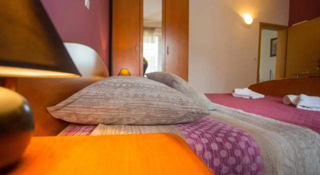 Ivan Apartment, Забронировать Апартаменты/квартира Отели Велико Брдо с парковкой, Парковка