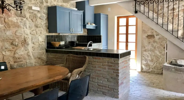 Коттедж с 2 комнатами с видом на сад Holiday Homes Susak Sansego