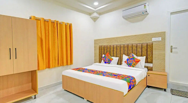 Номер Deluxe FabHotel Lexus Grand- Nr GSM Mall, Miyapur