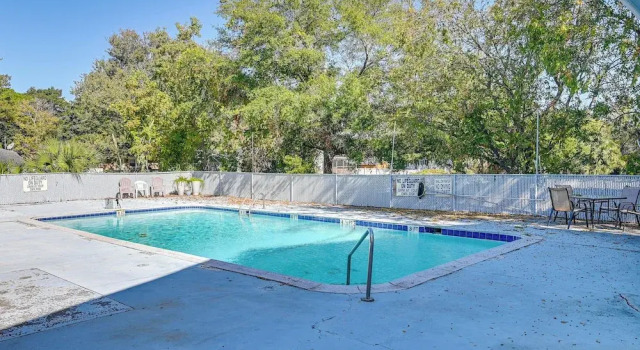 Апартаменты Walk to Ocean - Townhome w/ Patio in Myrtle Beach!