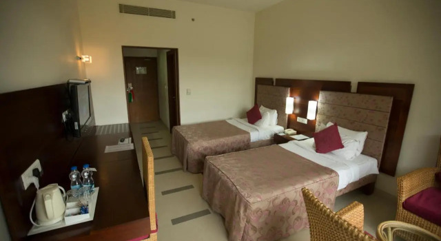 Hotel Devaragam by K P Namboodiris, Забронировать Отель Отели штата Кералы с завтраком, Завтраки
