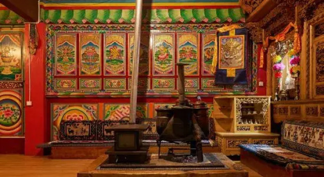 Shangri-La Pond Pine Forest Card Homestay