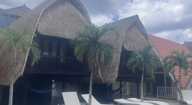Коттедж с видом на бассейн Rama Garden Lembongan