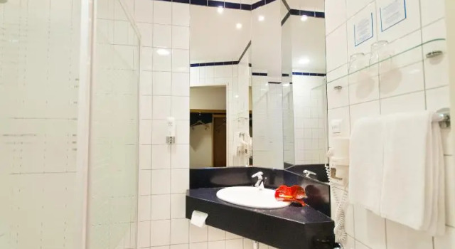 Семейный номер Standard Express Kraków Hotel