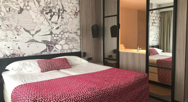 Двухместный номер Comfort Van der Valk Hotel Maastricht