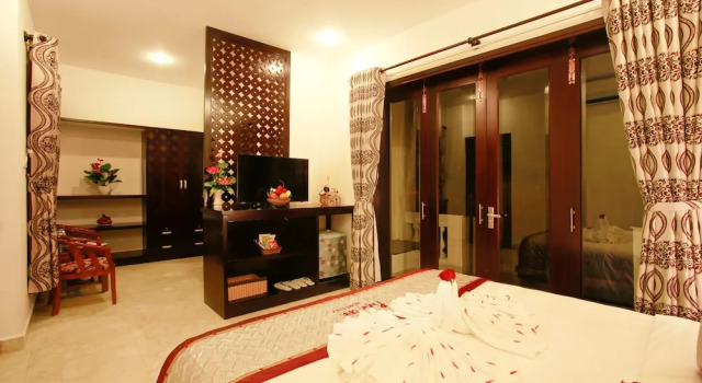 Люкс с балконом Pham Gia Boutique Villa