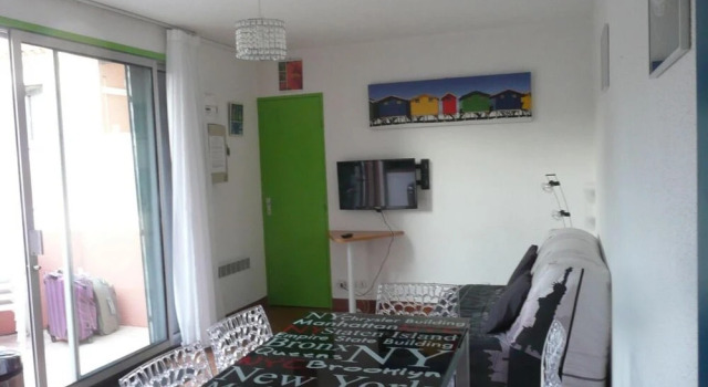 Apartment With 2 Bedrooms in Sète, With Enclosed Garden and Wifi - 400