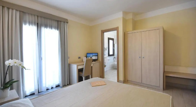 Двухместный номер Superior с балконом Hotel Belvir