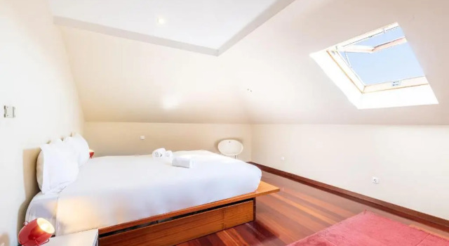 Guestready - Rare Terrace Apt, Historic Center+tagus River View, Забронировать Отель Мизерикорди Лиссабон, рядом с Money Museum