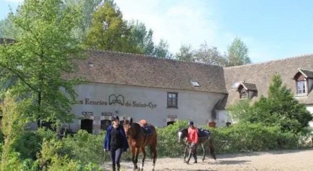 Gîte Ecuries de St Cyr, Prenota Hotel La Ferte-Saint-Cyr Sologna