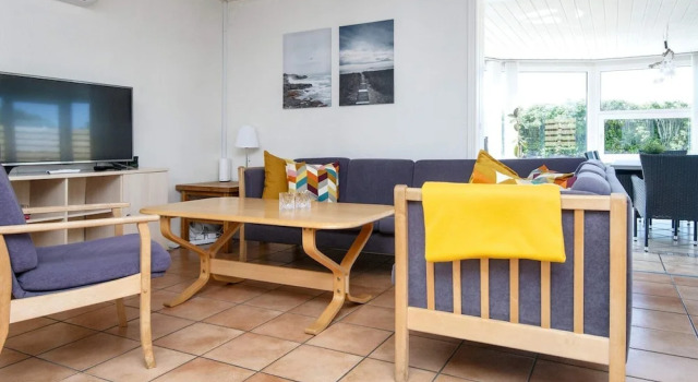 Spacious Holiday Home in Hemmet Jutland near Sea, Забронировать Дом для отпуска Хеммет 