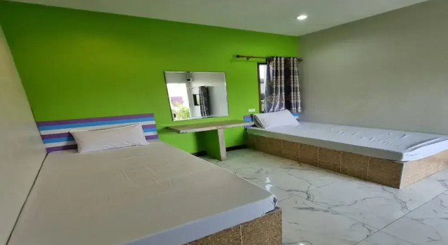OYO 75487 Prang Thip 306 Resort, Забронировать Курортный отель Отели Бангкока с парковкой, Парковка