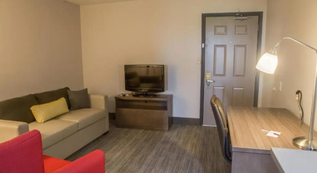 Люкс Country Inn & Suites by Radisson, Harlingen, TX
