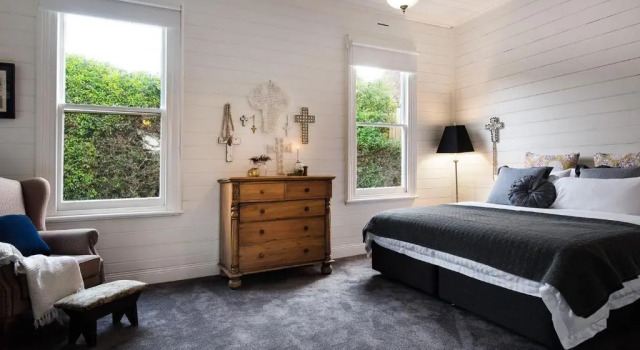Dunroman - modern comfort, old world charm, Book Hotel Daylesford 