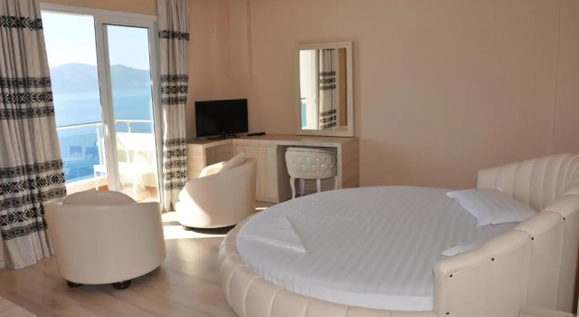 Полулюкс с балконом и с видом на море Coral Hotel & Resort