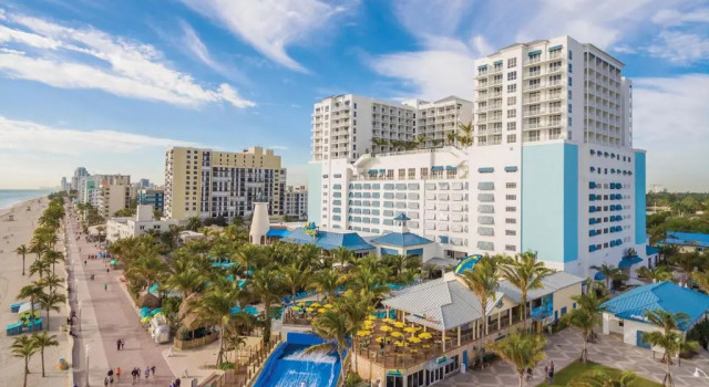 Студия Large Studio Suite Close to Beach and Casino