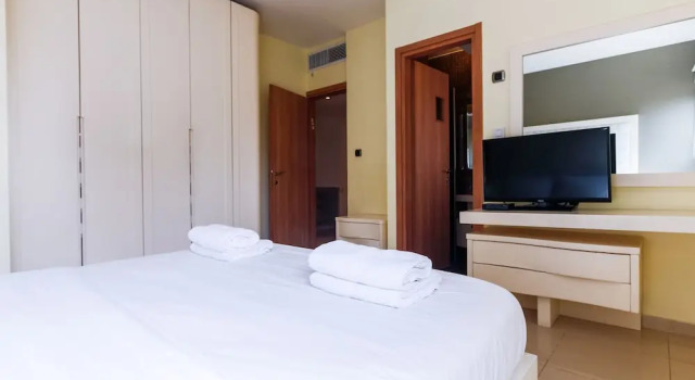 Comfort & Balcony near Beach by FeelHome