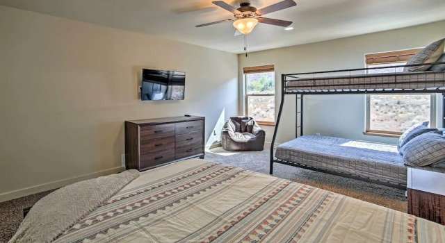 Апартаменты Moab Townhome w/ Hot Tub & Patio - Near Arches
