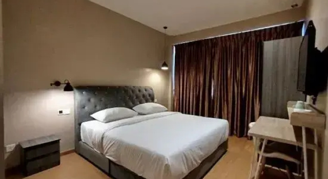 Mirani Hotel Ampang near Melawati Mall, Prenota Hotel Ampang Selangor.