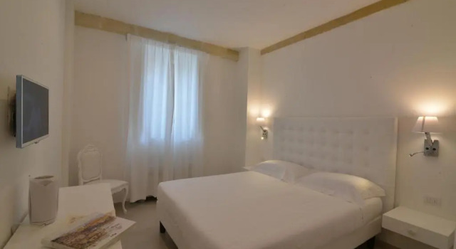 Номер Deluxe Casa Blanca Matera