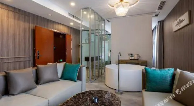 Suite Business Ming Ou Hotel