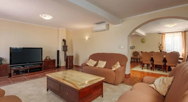 Pool Villa Divina, Забронировать Вилла Коттеджи Шишан, Коттедж