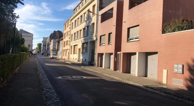 Апартаменты #LIndustrioChampetre Free Parking, Bien Situé, Spacieux, Proche Clinique