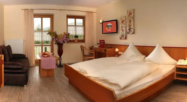 Landhotel Koller, Rezervați Hotel Hoteluri în Bavarian Forest cu mese, Demipensiune / Pensiune completă