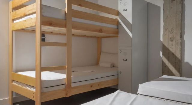 Ekoos Hostel, Забронировать Хостел Хостелы Бильбао, рядом с Музей религиозного искусства, Хостел
