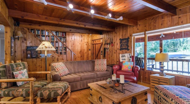 True Tahoe – Classic Cabin - 4 Br cabin by RedAwning