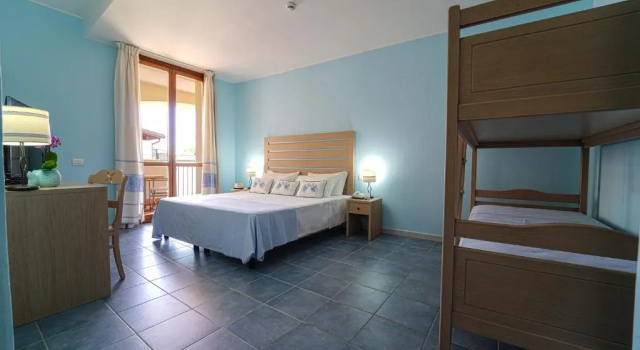 Четырёхместный номер Superior Cala Della Torre Resort