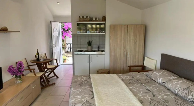 Studio apartment SOL, Забронировать Апартаменты/квартира Отели Конавле с завтраком, Завтраки