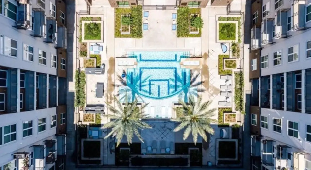 Amazing 1 Bed Apartment with fast wifi,parking gym and pool!, Забронировать Апартаменты/квартира Хьюстон Texas Gulf Coast, рядом с Станция хьюстонского скоростного трамвая "Белл"