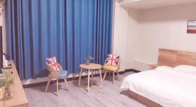 Yiyang Anyi Express Hotel, Prenota Hotel Hotel a Anhui con parcheggio, Parcheggio