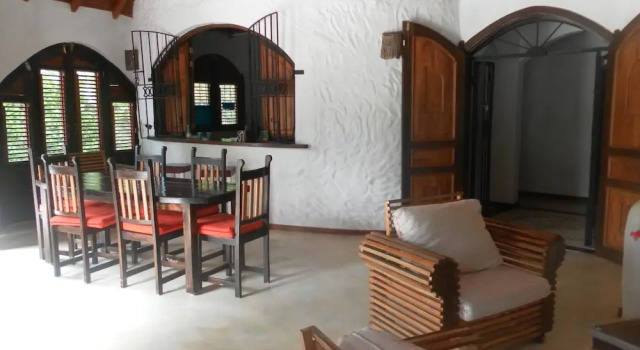 Villa Serenella, Book Villa Sommerhuse i Las Terrenas, Hytte