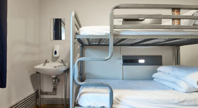 Кровать в общем номере St Christophers Inn Shepherds Bush