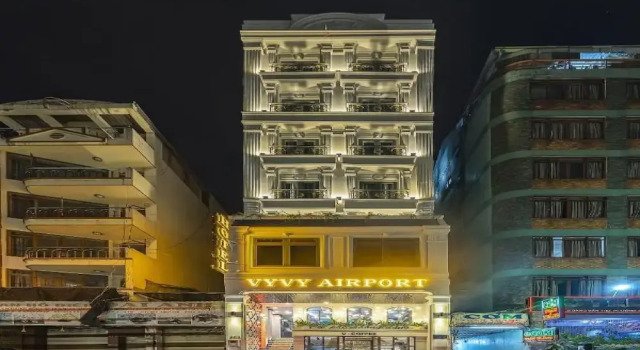 Dancentre Airport Stays - Vyvy Hotel, Забронировать Отель Отели Танбинь с парковкой, Парковка