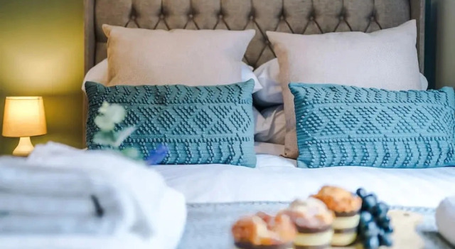 Коттедж NEW Stunning Studio in the City-centre Sleeps 2