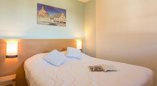 Residence Le Clos D'eguisheim, Eguisheim, Book Apartment Hotels in Alsace with a Pool, Swimming Pool