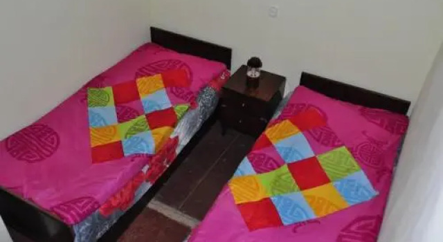 Guest House Khalde, Prenota Affittacamere Khalde Samegrelo Zemo-Svaneti
