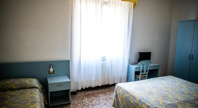 Трёхместный номер Standard Hotel West End
