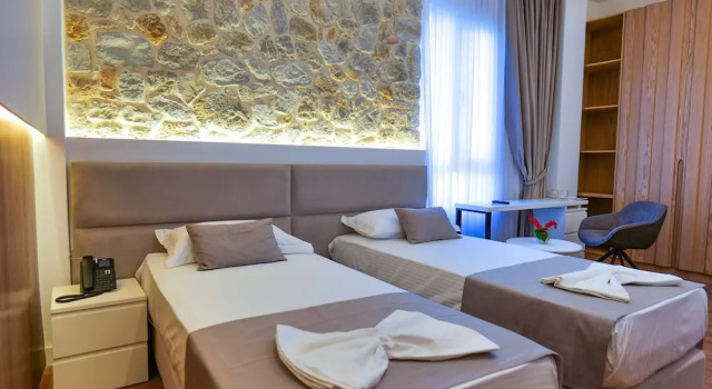 Nari Lunder Agro-Tourism, Rezervasyon Otel Lundër Tirana County