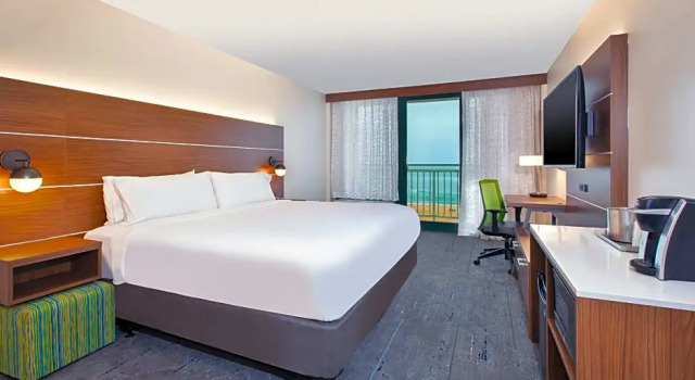 Номер Standard oceanfront Holiday Inn Express & Suites VA Beach Oceanfront by IHG