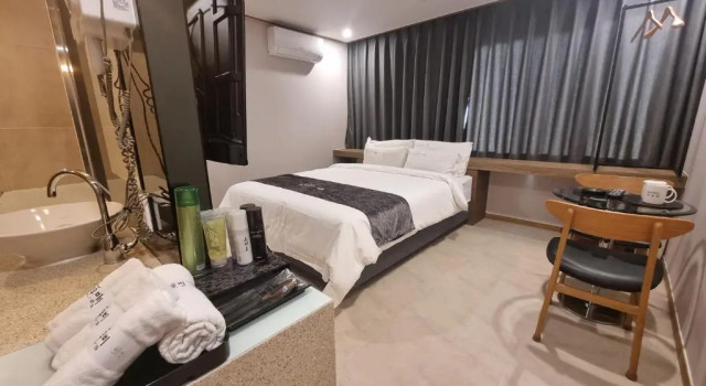 Yeoubi Hotel, Забронировать Отель Чинджу Кёнсан-Намдо