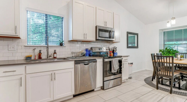 Коттедж Modern Cedar Park Home: 20 Mi to Downtown Austin!