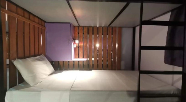 Sean's Boat hostel and restobar, Забронировать Хостел Манила 