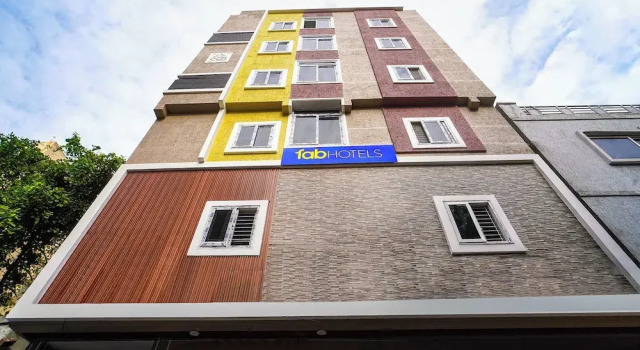 Fabhotel Sbr, Rezerwuj Hotel Hajdarabad 