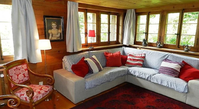 Tree-Tops, Chalet