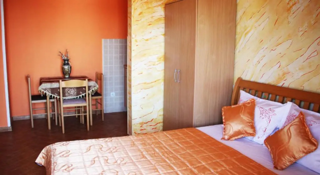 Апартаменты c 1 комнатой с балконом Alvanita Apartments