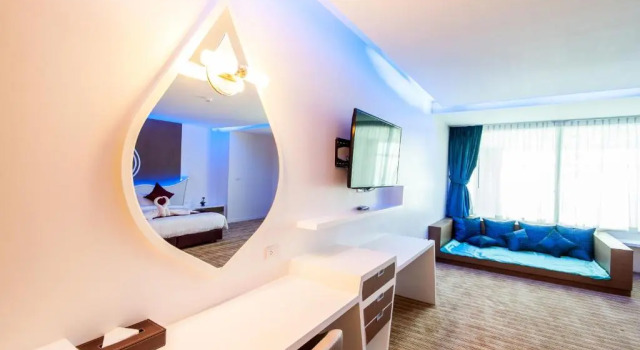 Четырёхместный номер Standard Дуплекс The Paradiso JK Design Hotel